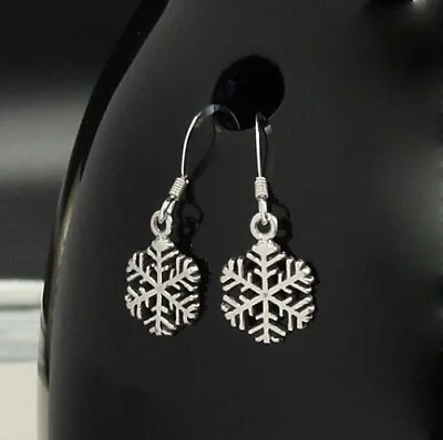 $16.95 • Buy Snowflake Dangle Earrings - 925 Sterling Silver - Winter Christmas Earrings NEW