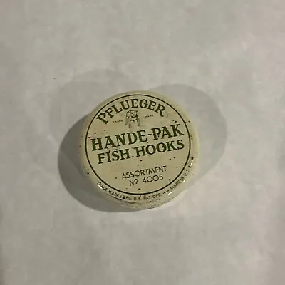 Vintage PFLUEGER Hande-Pak FISH HOOKS Tin Fishing Can + Hooks No. 4005 • $14.95