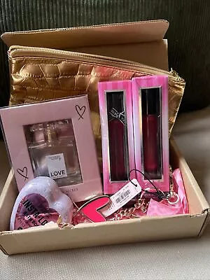 Victoria’s Secret Gift Lot • $32