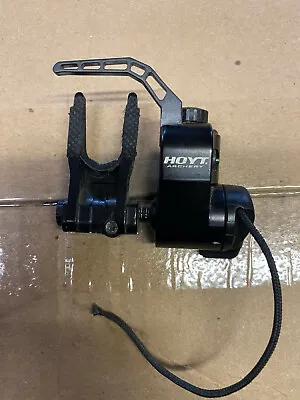 USED Hoyt Ultrarest Integrated MX QAD Black Rest RH For The New Bows Drop Away  • $229.99