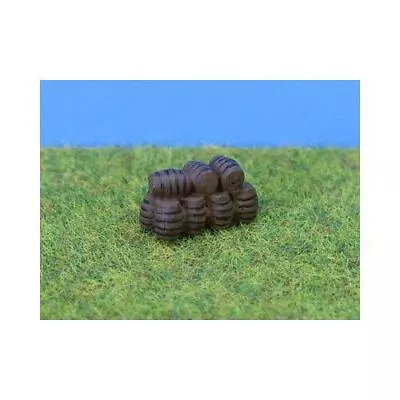 Painted Stack Of Barrels - N Gauge Accessories P&D Marsh PDX41 • £8.65