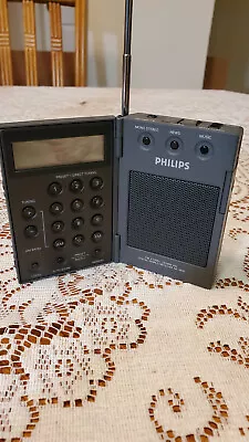 Rare PHILIPS AE 3905 World Receiver Pocket Radio Looks And Plays MINT    #56 • $150