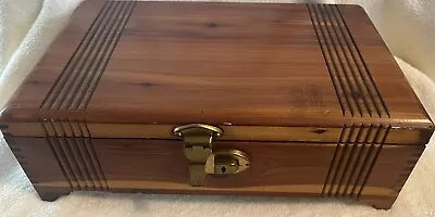 Vintage Hav-A-Brown Cedar Wooden Tobacco Cigar Box • $35