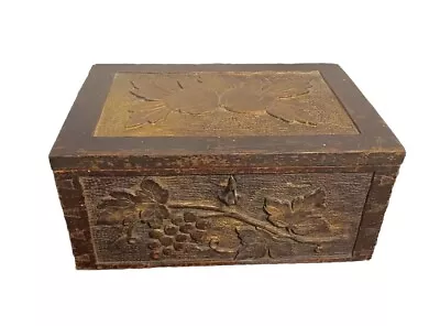 Antique 1800s Dovetailed Heavily Carved Wooden Decorative Box W/Fruits & Grapes  • $65