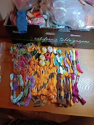 52 VTG Embroidery J&P Coats Floss Skeins NOS LOT Assorted Colors TATTING Balls  • $13.80