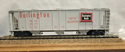 HO Scale AHM 3 Bay Enclosed Hopper Burlington Route CB & O 85117 See Pics • $12