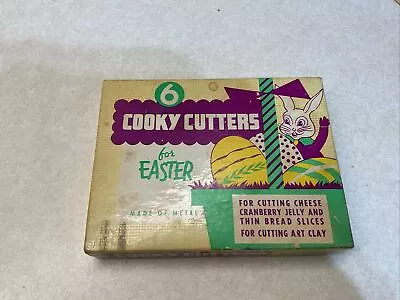 Vintage 1950s Cooky Cutters For Easter Metal Cookie Cutter Original Box • $5