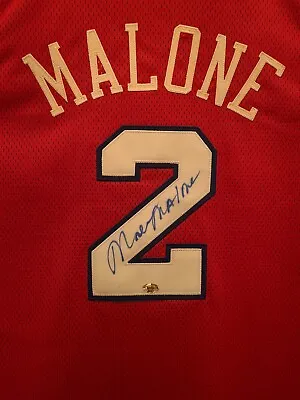 Moses Malone Signed Philadelphia Sixers Mitchell & Ness Road 82-83 Jersey COA • $285