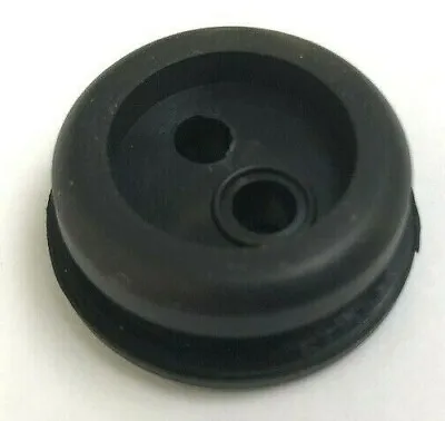 Fuel Tank Grommet Seal. 2 Hole X 30mm O/d To Suit 24 / 25mm Tank Hole Strimmer • £5.49