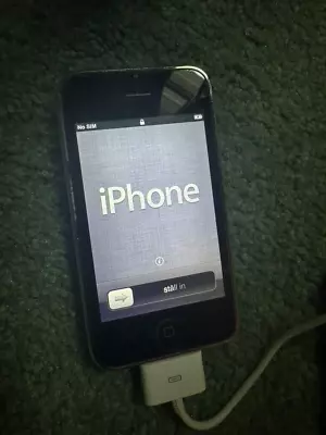 Apple IPhone 3GS - 8 GB - Black (AT&T) • $39.99