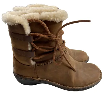 Ugg Women's Caspia Brown Leather Shearling Lace Up Ankle Boots 6M (1001815) EUC • $36.90