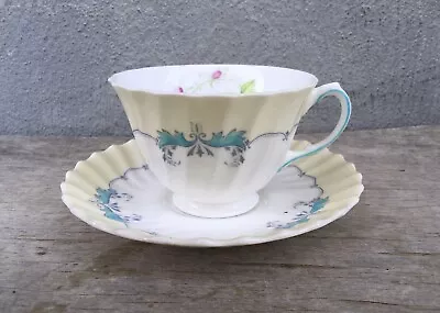 Royal Doulton The Picardy H-4855 Teacup Cup & Saucer • $12.95