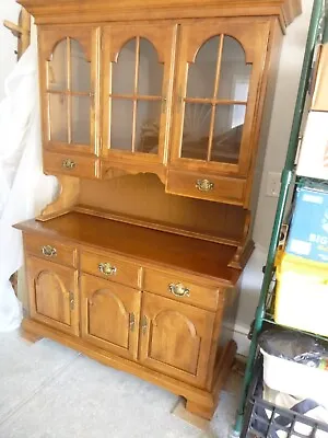 ETHAN ALLEN Heirloom Maple 2-Drawer Buffet 10-6126 & China Cabinet 10-6128 • $300