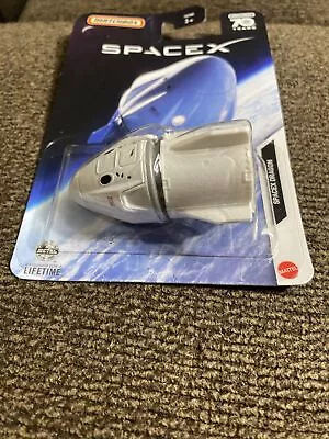 Matchbox Die-Cast Spacex Dragon 8/100 Error Shuttle Is Unlatched White  • $12.99