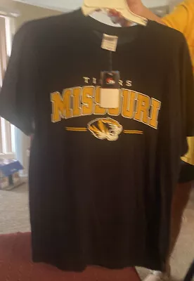 Missouri Tigers Mens Large T-shirt. New With Tags • $12.99