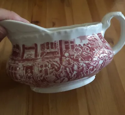 Royal Tudor Ware Vintage Coaching Taverns Gravy Boat • £3