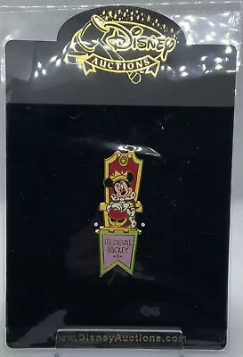 Disney Auctions Medieval Mickey Minnie Mouse LE 100 Pin • $55