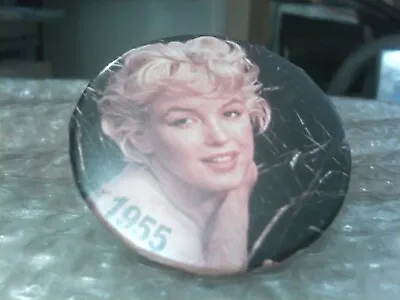 Marilyn Monroe 1955 Actress Movie Star Old Vintage Photo Pinback - Very Nice! • $20