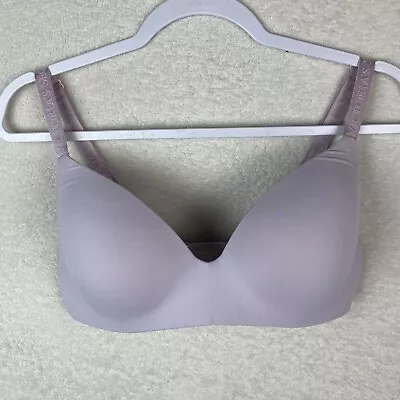 Victoria's Secret T-Shirt Lightly Lined  Wireless Bra Sz 36D Spell Out Straps • $19.99