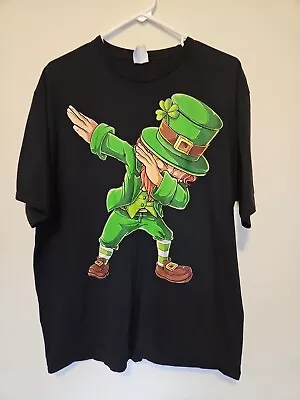 Dabbing Leprechaun Dab Dance St Patricks Day Shamrock T-Shirt 2xl Tee Gift Black • $8