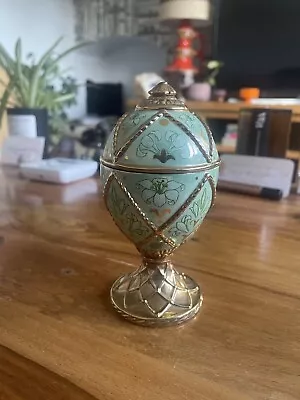 House Of Faberge Franklin Mint Madonna Lily Musical Egg • £60