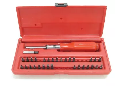 MAC TOOLS 32-pc. MAGNETIC RATCHETING SCREWDRIVER SET RSD100 • $59.99