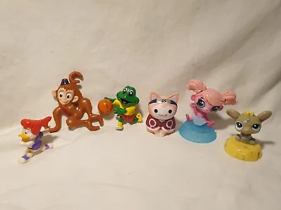 Bulk Mixed Lot Toys Littlest Petshop Disney Ducktales Naruto Cat Freddo Vintage  • $19.99