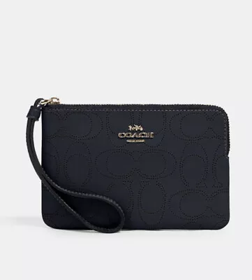 Coach Corner Zip Wristlet In Signature Leather 2961 Black • $90