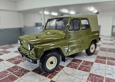 Whitebox 1977 Uaz 469 (nva) 4x4 Olive Green 1/24 Scale Diecast Model Car • $50.45