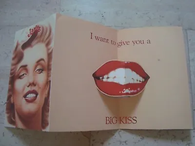 MARILYN MONROE Vintage 1980 Oversized GIANT Fold-out GREETING CARD BIRTHDAY KISS • $12.99