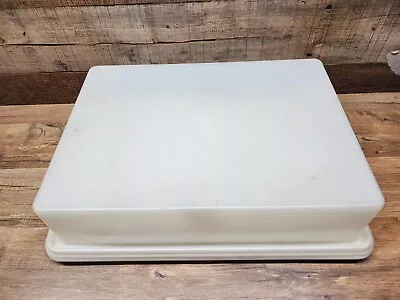 Vintage Tupperware 14½” X 10½  Rectangle Sheet Cake Carrier Taker #622-1 & 623-1 • $24.79