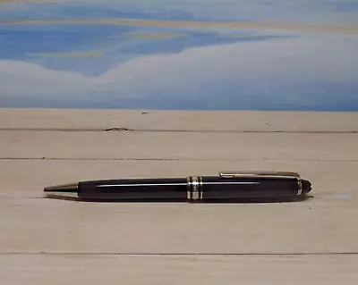 MONTBLANC  Meisterstuck Platinum Line Classique 164P Ballpoint Pen • $199