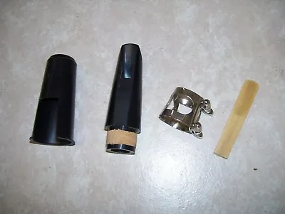 Clarinet Mouthpiece With Ligature Reed And Cap • $9.90