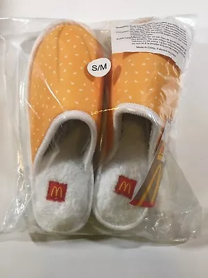 McDonalds McDelivery Sesame Seed Bun Slippers Slip Ons Uber Eats 2019 S/M  Promo • £48.25