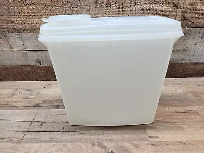 Vintage Tupperware  #469 Cereal Keeper - 2 Quart Storage Container With Lid • $22.79