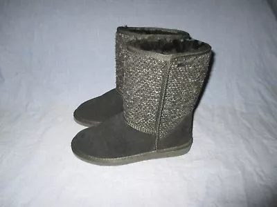  Minnetonka Boots - #86510 - Black Leather And Fabric  SIZE 6 • $69.99