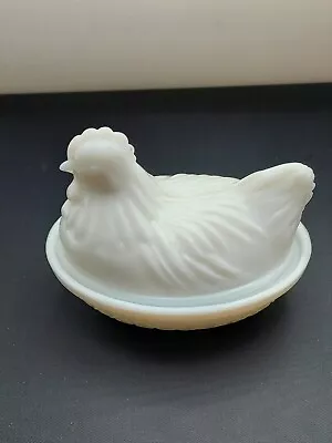 Vintage Hazel Atlas White Milk Glass Chicken Hen On A Nest Small • $8