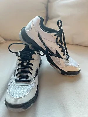 *MIZUNO* Wave Bolt 7 Mens Volleyball Shoes Size 7.5 Black/White Non-marking • $19.99