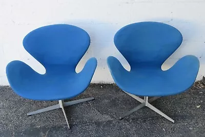 Fritz Hansen Denmark Danish Modern Mid Century Swan Chairs A Pair 5379 • $3795