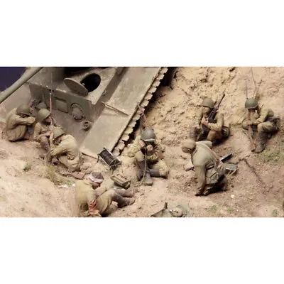 1/35 Resin Figure Model Kit WW II Soviet Infantry Soldiers 8 Man Unassembled • $30.88