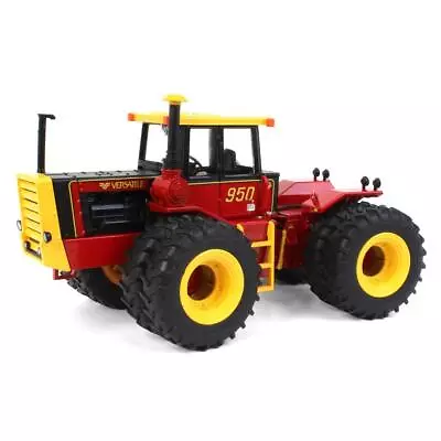 ERTL 1/32 Versatile 950 Tractor 2022 National Farm Toy Museum 16436 • $99