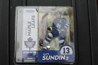 Lot Of 2 2004-05 McFarlane Mats Sundin 2 ~ Series 9 Blue / WHITE Variant Figures • $26.99