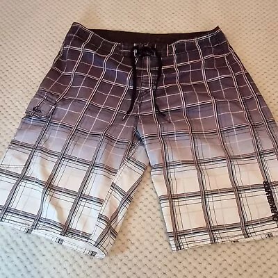 Vintage Quiksilver Boardshorts Men’s L Grey White Boardies Beach Swim Surf • $15