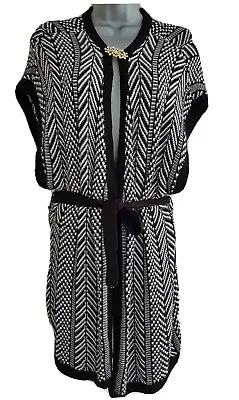 GUESS LOS ANGELES Womens Black/White Geo-Patterned Textured Cardigan. Size XS. • £17