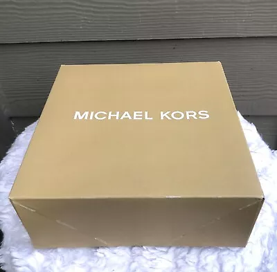 NEW-AU MICHAEL KORS Small Paper Gift Box Size 8 X8 X3  - BEIGE Color • $9.99