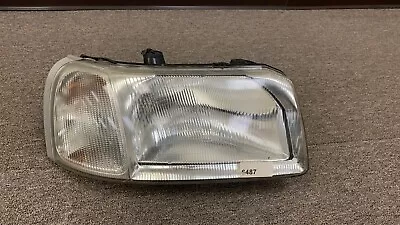 OEM 02 03  Land Rover Freelander Right Passenger Headlight • $54.50