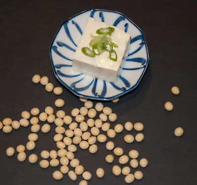 25 Heirloom Shinonome Soybean Seeds -  USA ! Sweet ! Tender ! Edamame ! Tasty ! • $3.50