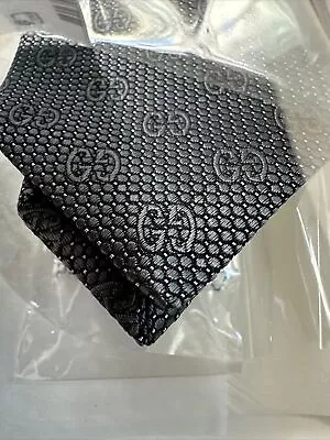 GUCCI Tie Deiene Mens Silver Gray GG Pattern Logo NWT • $120