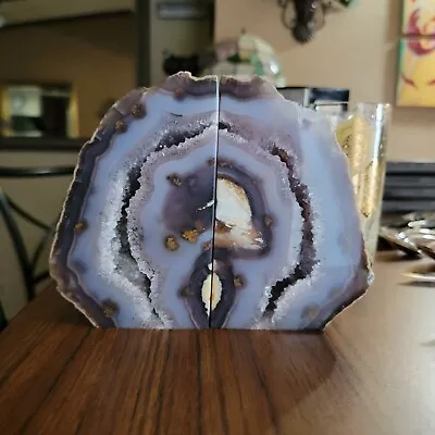 Gorgeous Blue And White Agate Geode Bookends  • $11.50