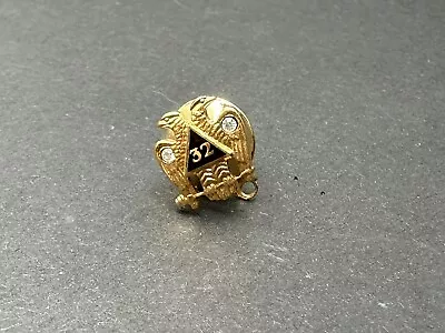 Vintage 32nd Degree Masonic Double Eagle W/ Two Rhinestones Tie/Lapel Pin • $7